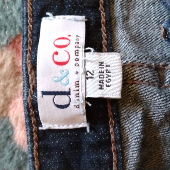DENIM &CO CROPPED DENIM 5 POCKET SKINNY JEANS SZ 12 EUC - Picture 3 of 11